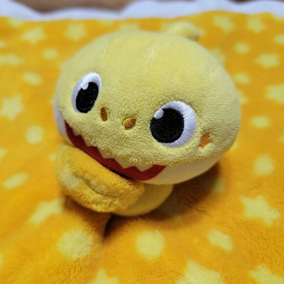 Pink Fong Yellow & White Infant Security Blanket w/ Baby Shark 15" x 15" - Picture 2 of 5